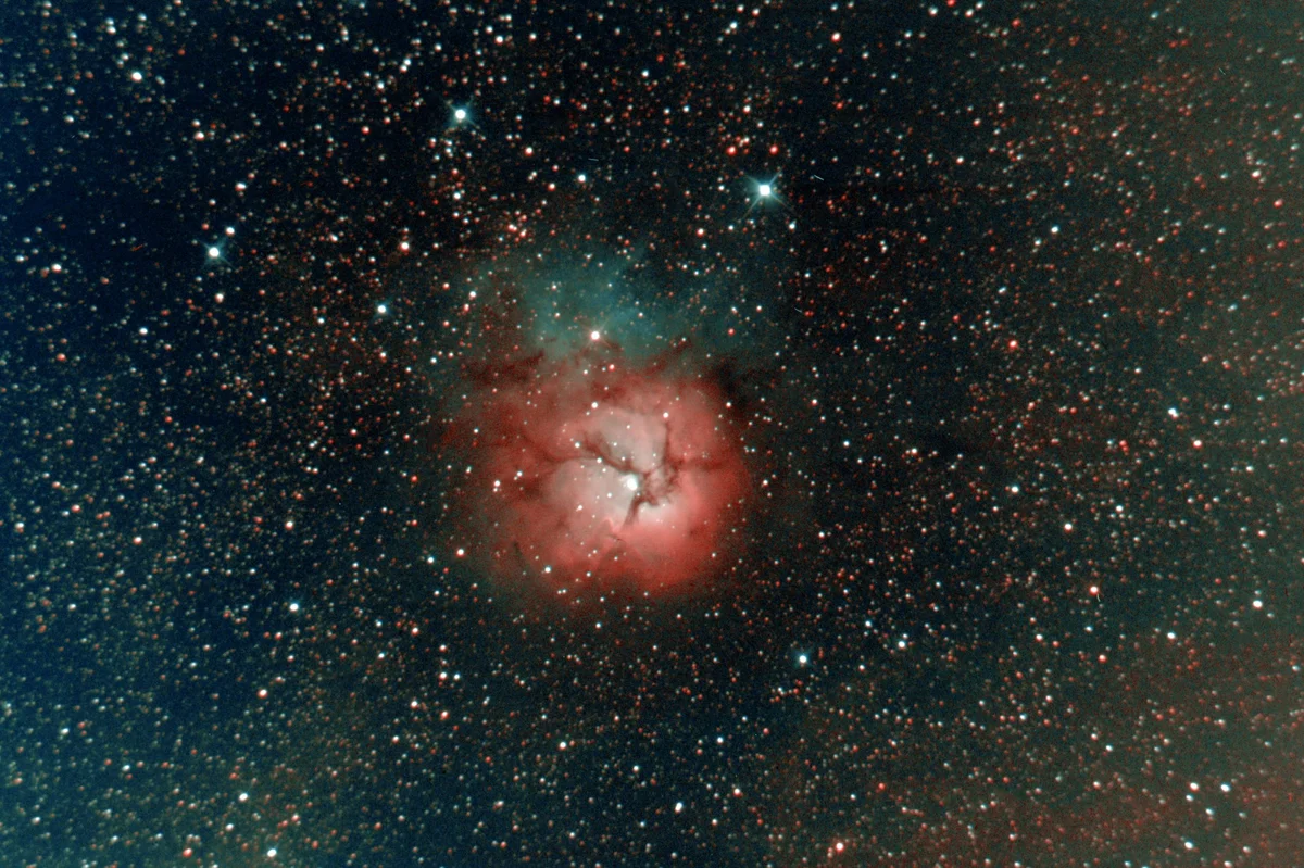 Небулоза Трифіда (Messier 20) – огляд та спостереження