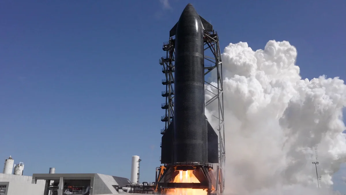SpaceX запустила всі 6 двигунів Starship перед 13-м тестовим польотом (відео)