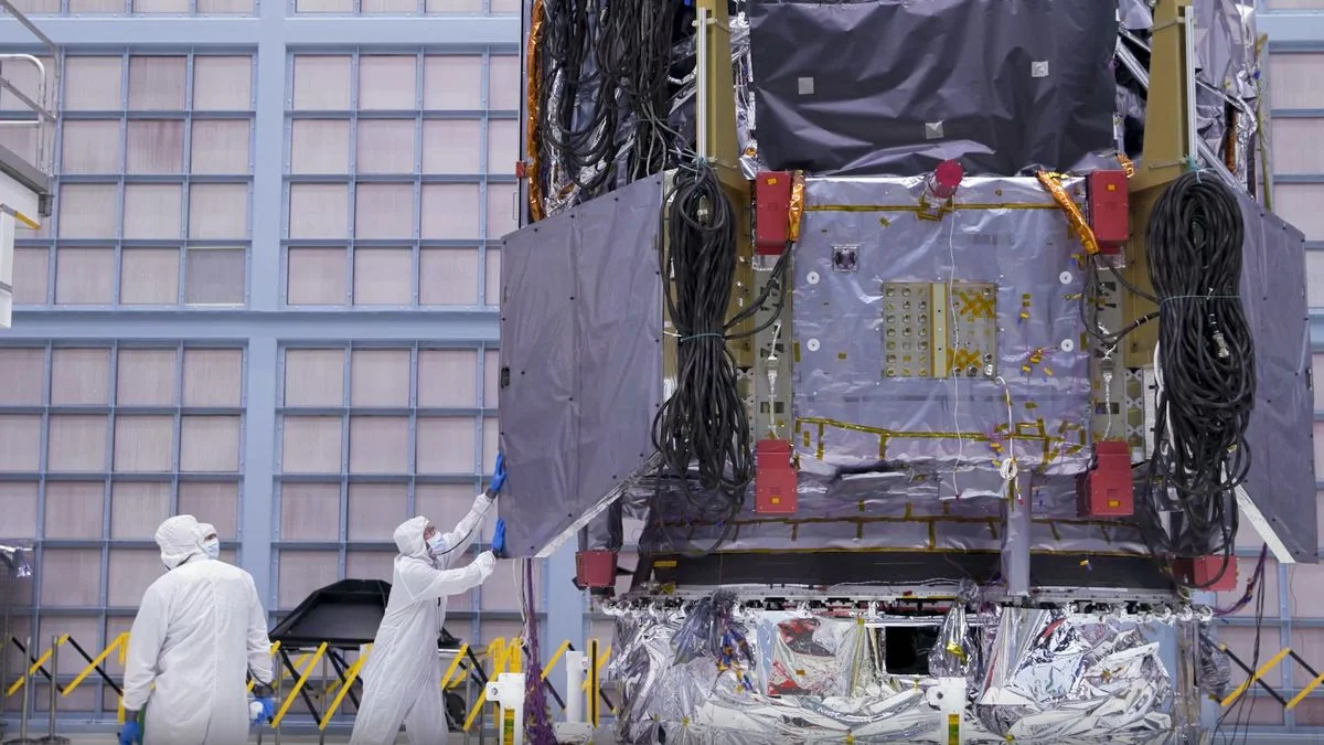 NASA готує свій новий Романівський космічний телескоп до запуску в серпні