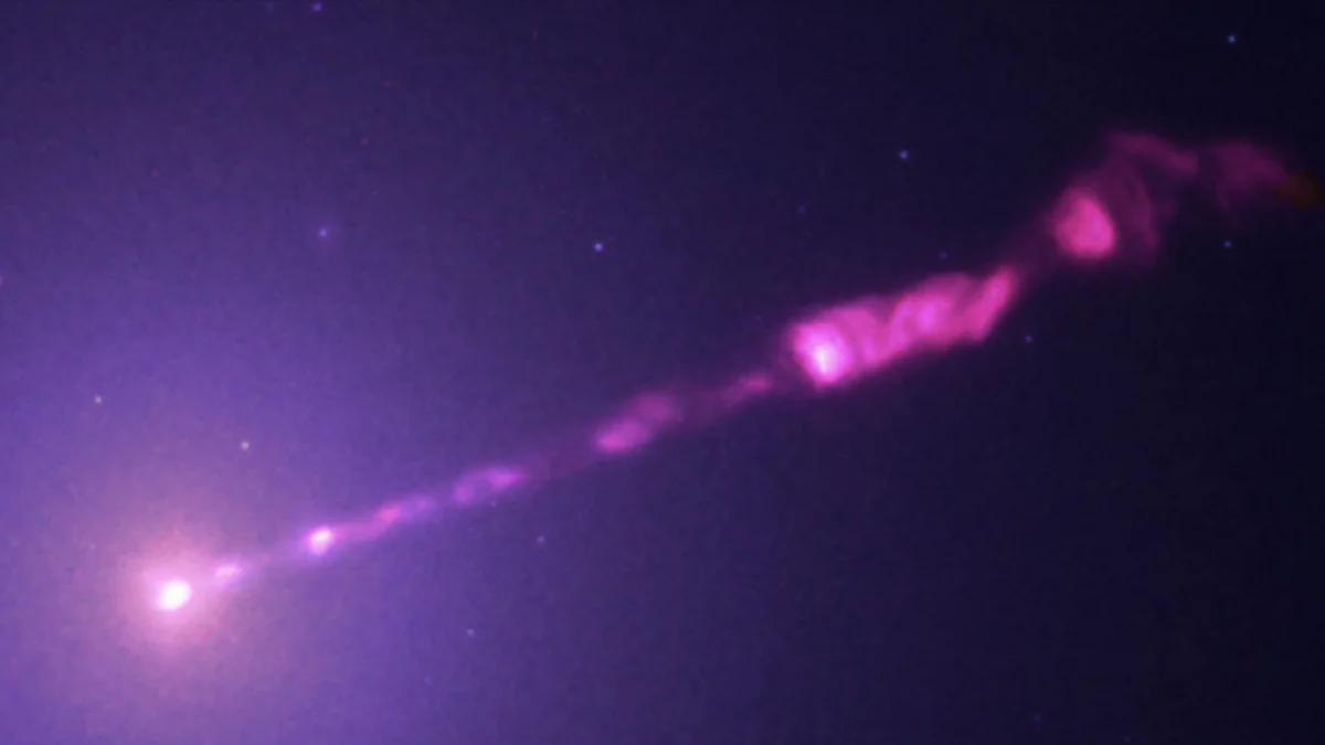 Космічний апарат NASA в рентгенівських променях зафіксував викид з першої надмасивної чорної діри, знятої людством